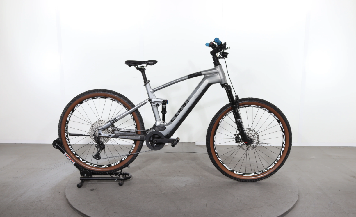 Cube Stereo Hybrid 120 Race 2023 – Bicicleta eléctrica de montaña reacondicionada
