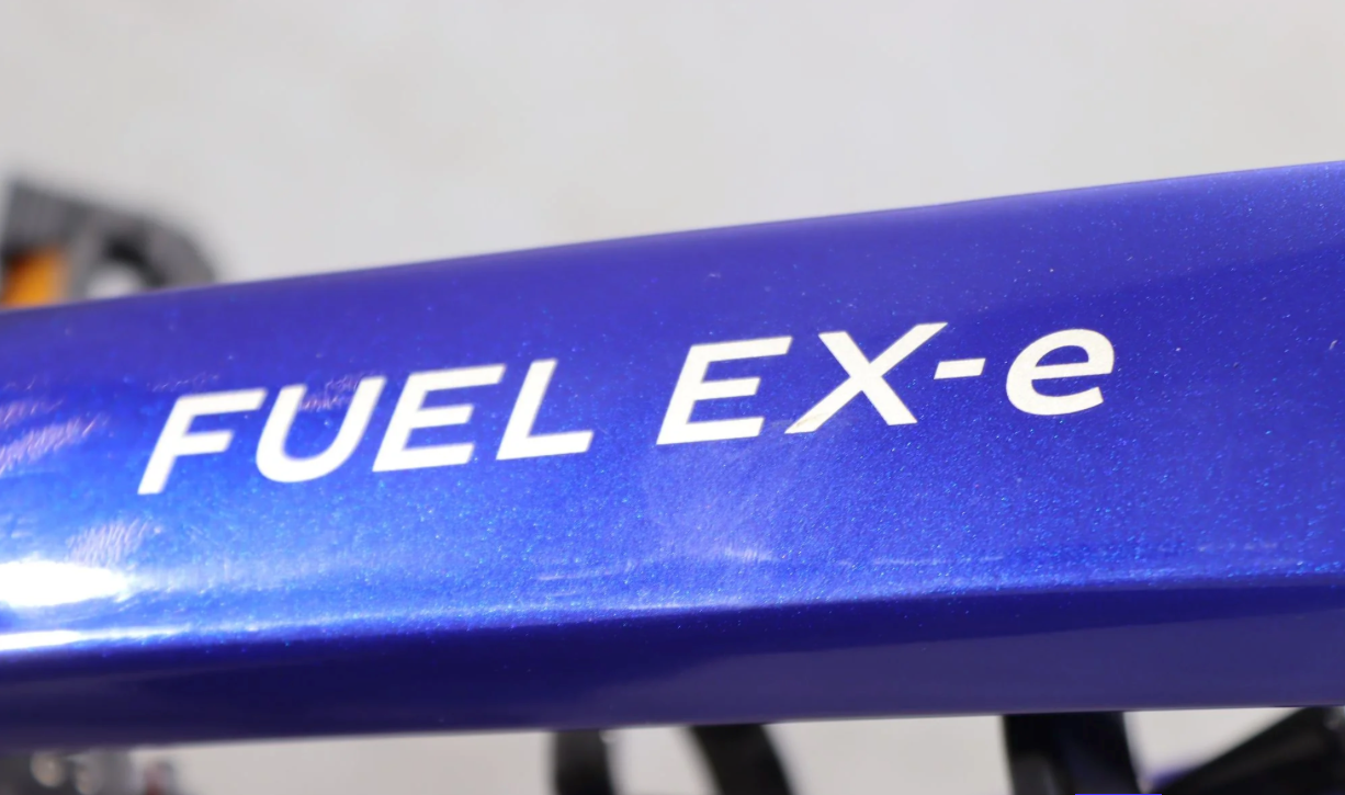 Trek Fuel EXe 9.5 2023 – Bicicleta eléctrica de montaña reacondicionada