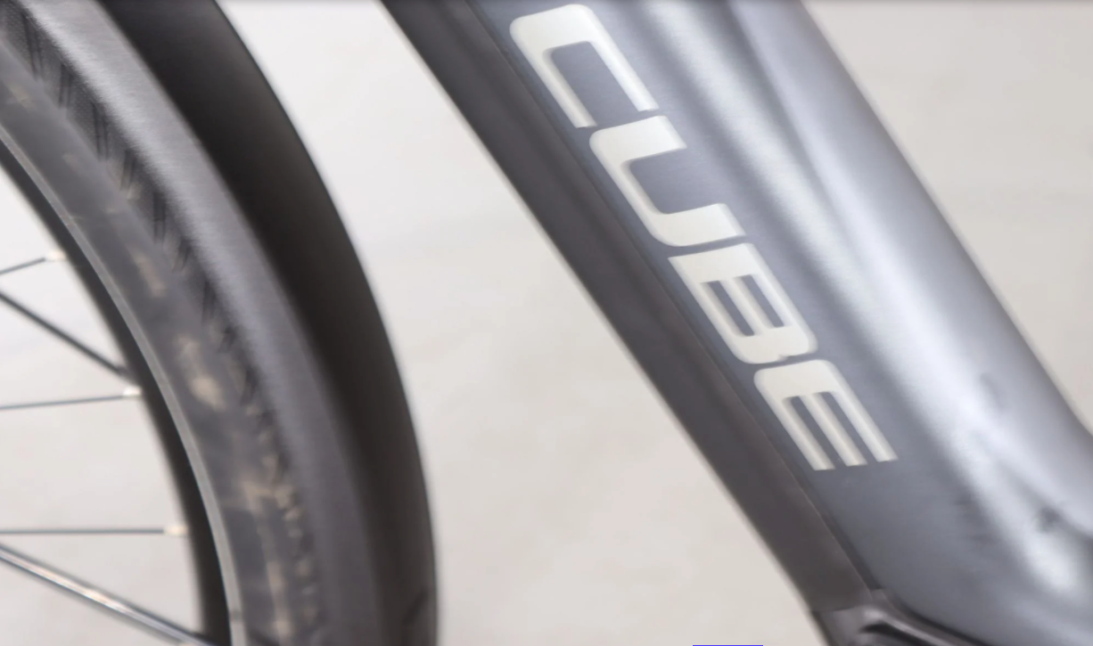 Cube Touring Hybrid Pro 2024 – Bicicleta eléctrica híbrida reacondicionada