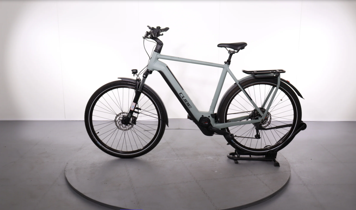 Cube Kathmandu Hybrid One 625 2023 – Bicicleta eléctrica híbrida reacondicionada