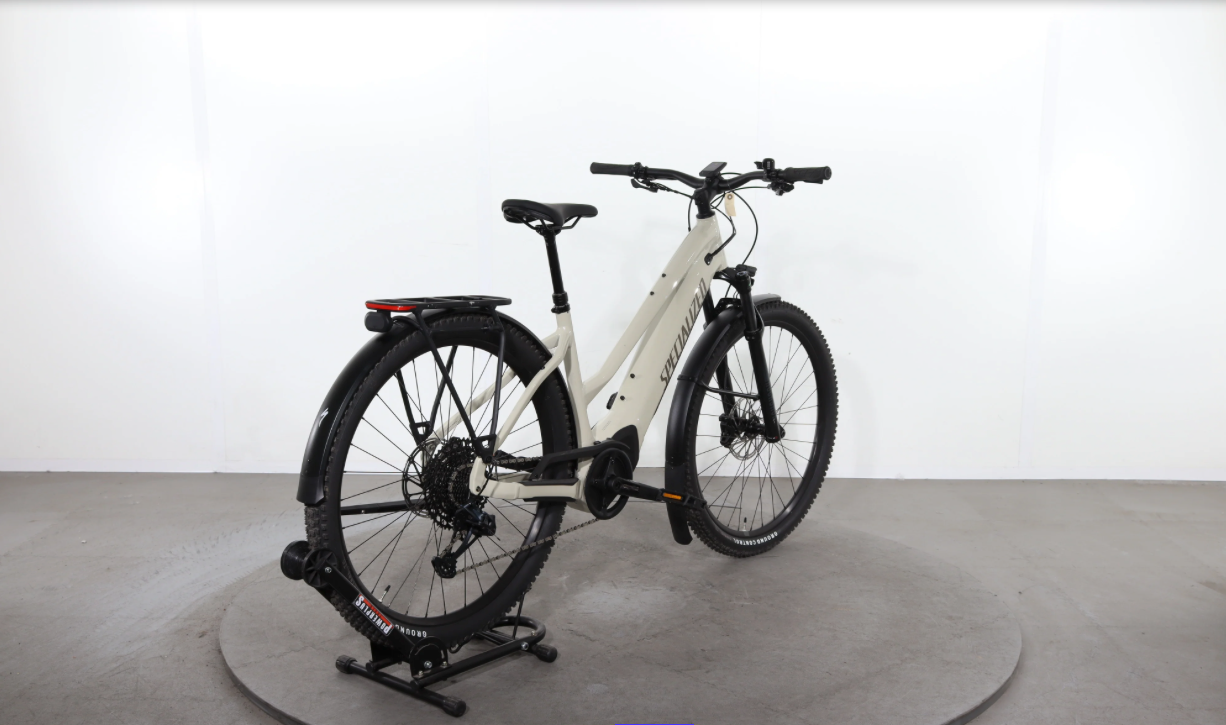 Specialized Turbo Tero 5.0 EQ 2026 – Bicicleta eléctrica híbrida reacondicionada