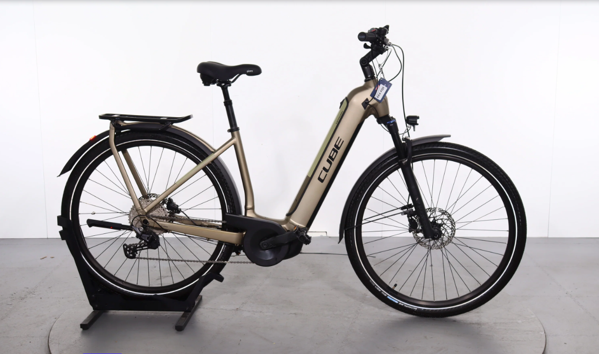 Cube Kathmandu Hybrid Pro 625 2023 – Bicicleta eléctrica urbana reacondicionada