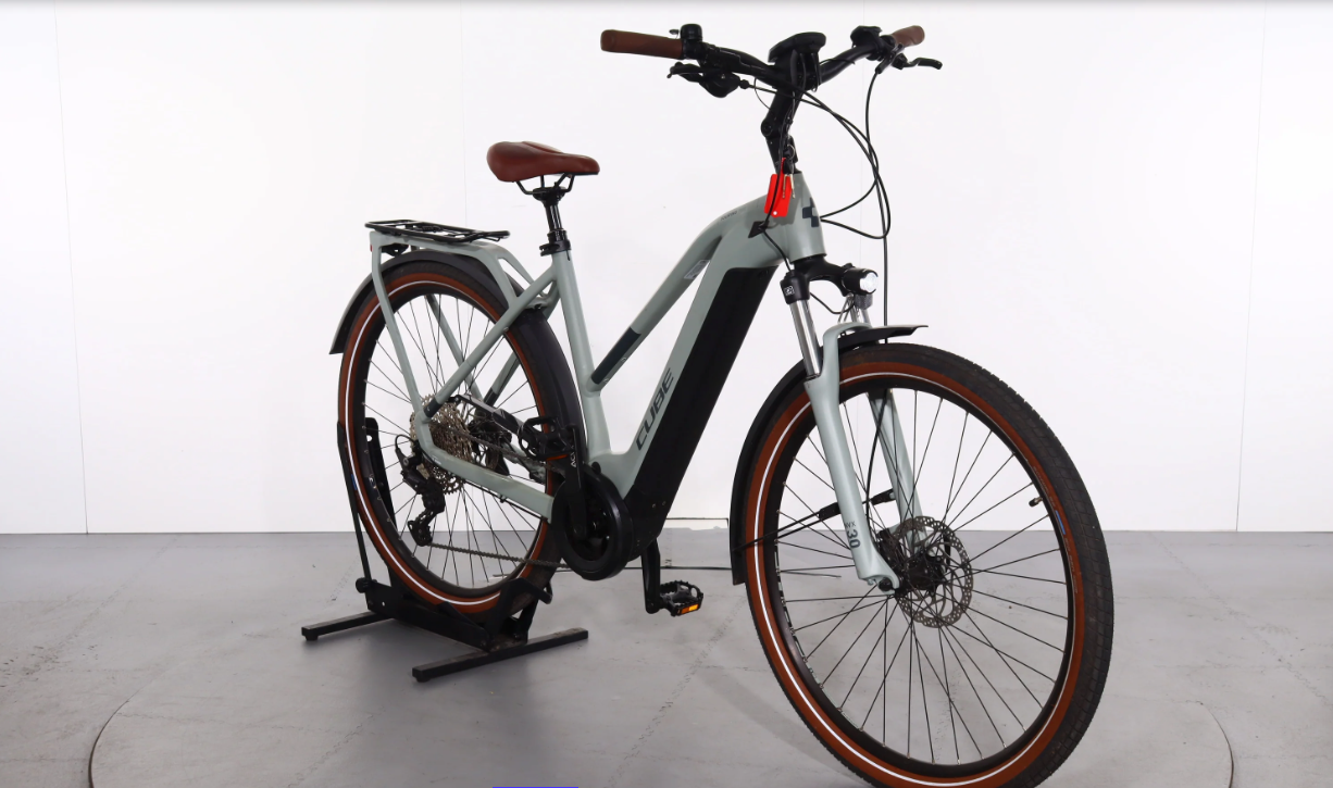 Cube Touring Hybrid Pro 2022 – Bicicleta eléctrica urbana reacondicionada