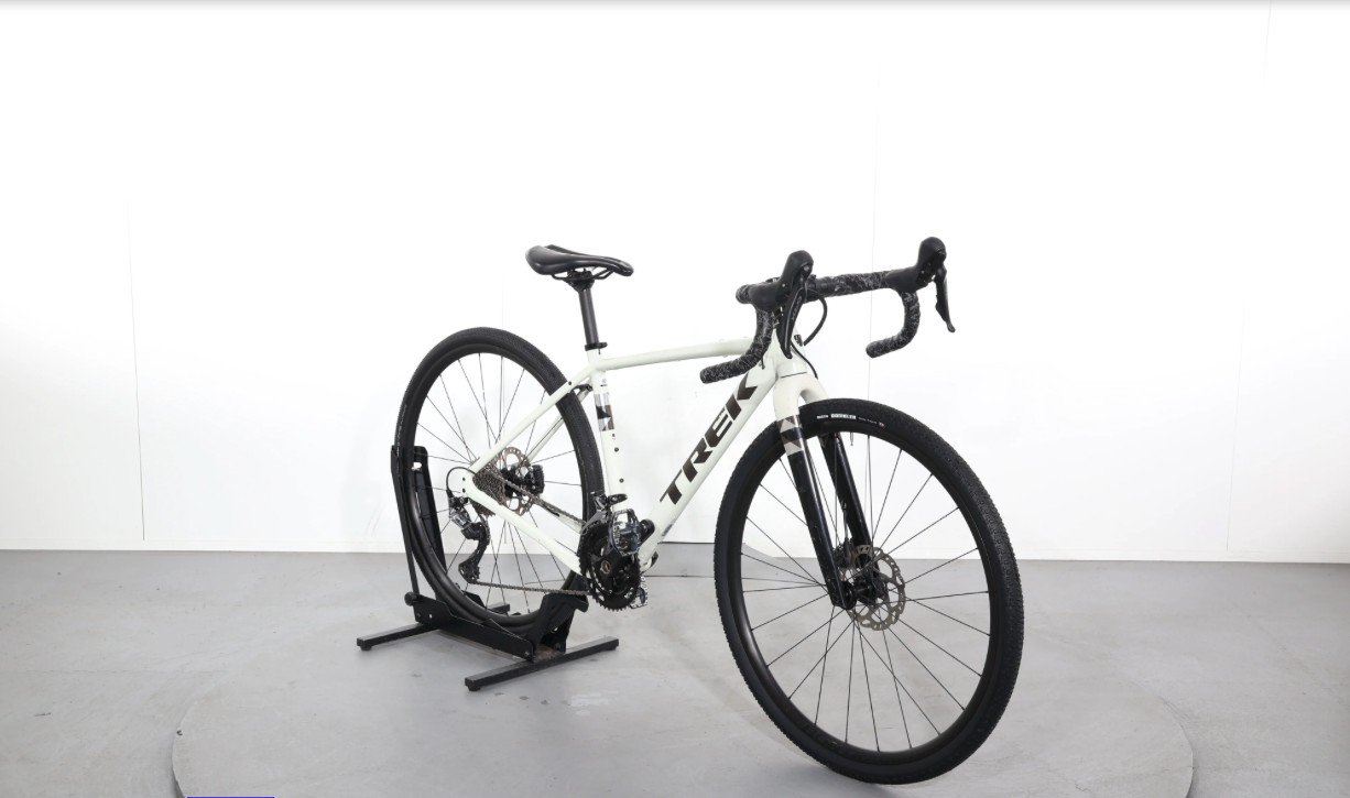 Trek Checkpoint ALR 5 2025 – Bicicleta de carretera reacondicionada