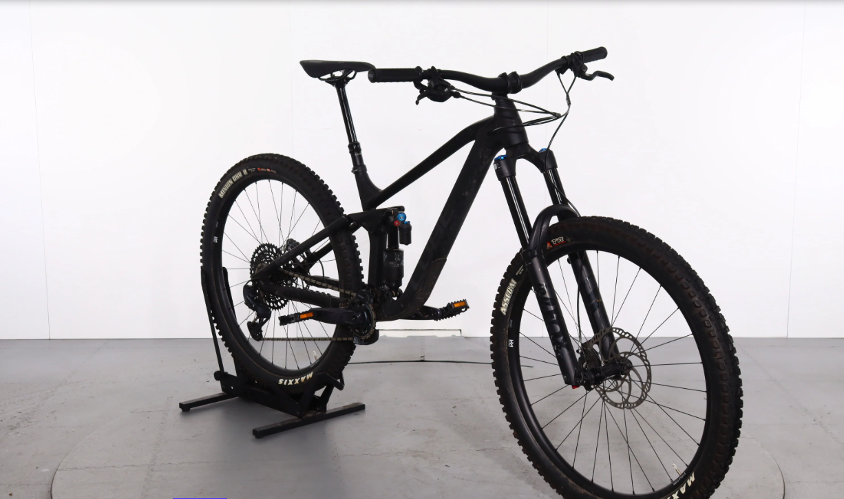 Cube ONE77 Pro 29 2023 – Bicicleta de montaña reacondicionada